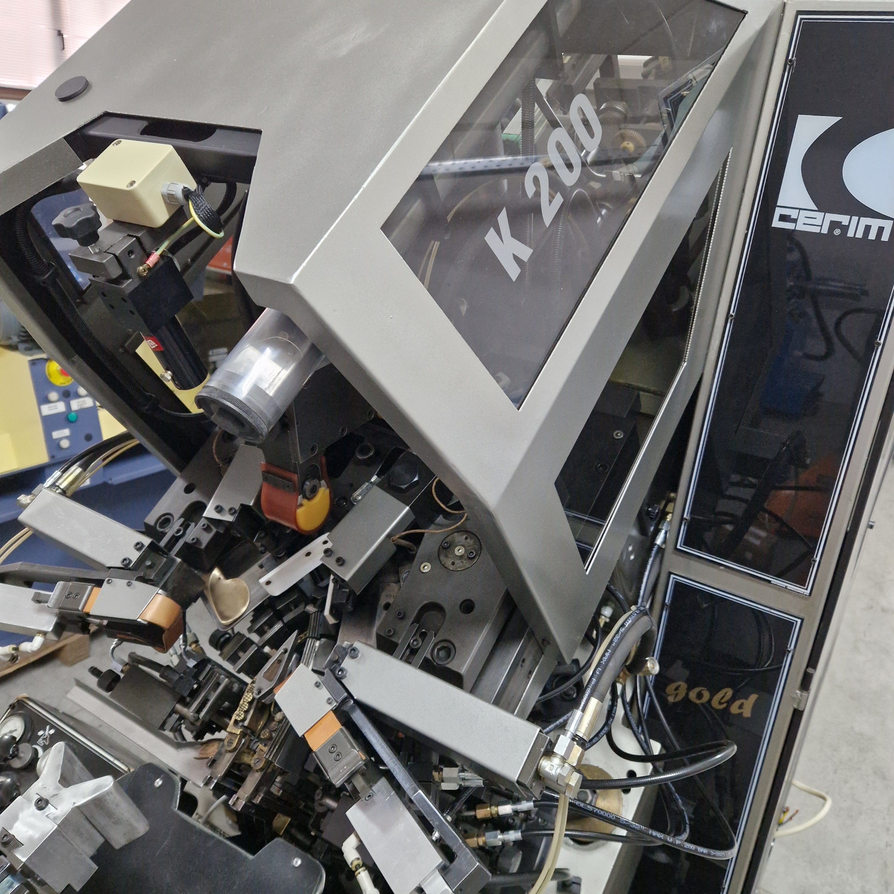 Toe lasting machine CERIM K200 2002 total refurbished