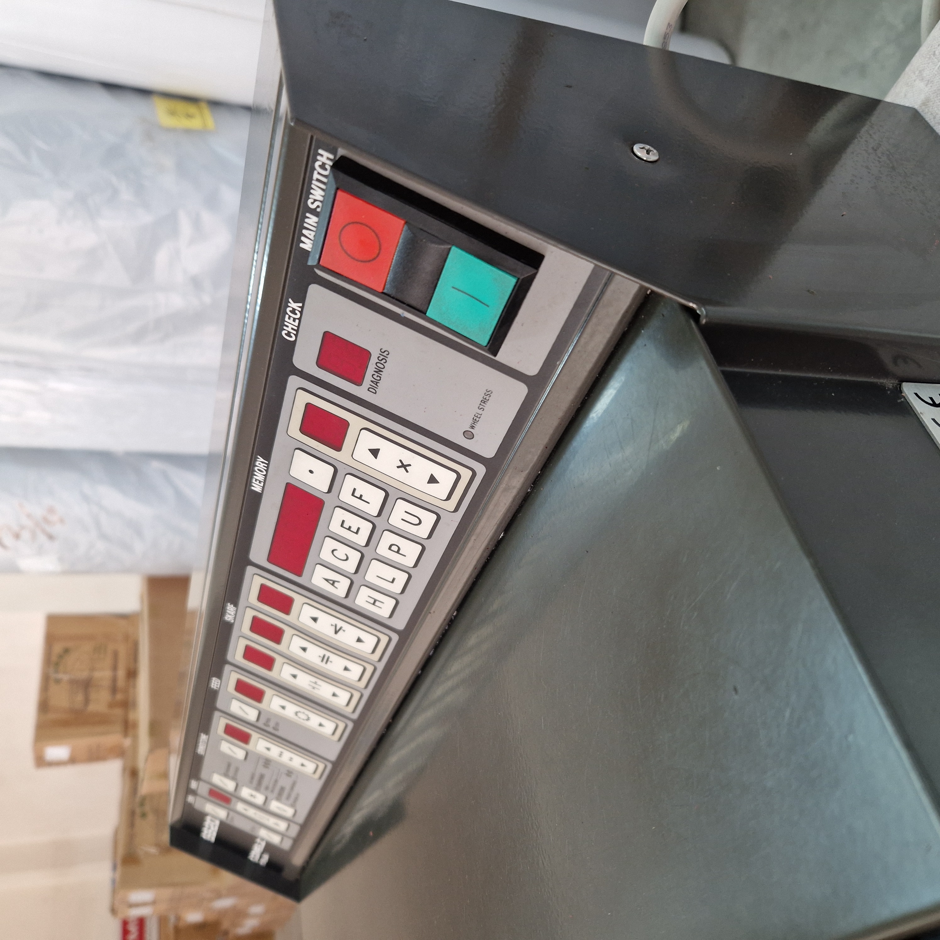 Programmable skiving machine Comelz SS20